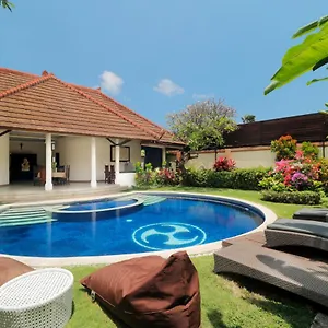 Heliconia Villa